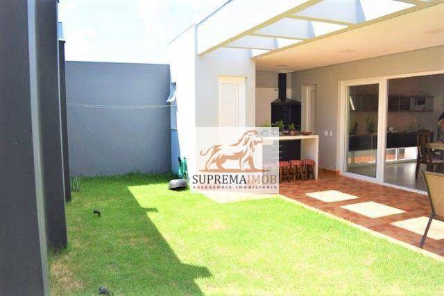 Casa de Condomínio à venda com 3 quartos, 219m² - Foto 2