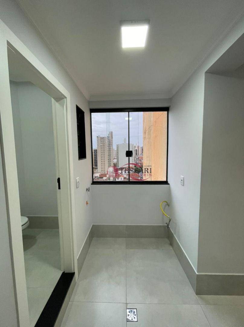 Apartamento à venda com 3 quartos, 133m² - Foto 18