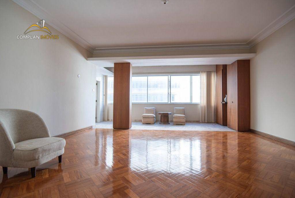 Apartamento para alugar com 4 quartos, 280m² - Foto 2