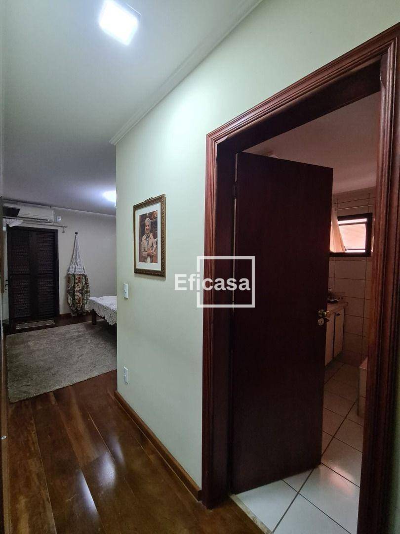 Apartamento à venda com 3 quartos, 270m² - Foto 14