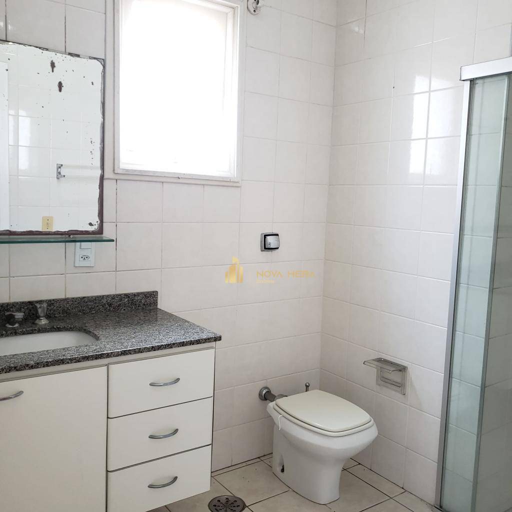 Sobrado à venda com 4 quartos, 360m² - Foto 11