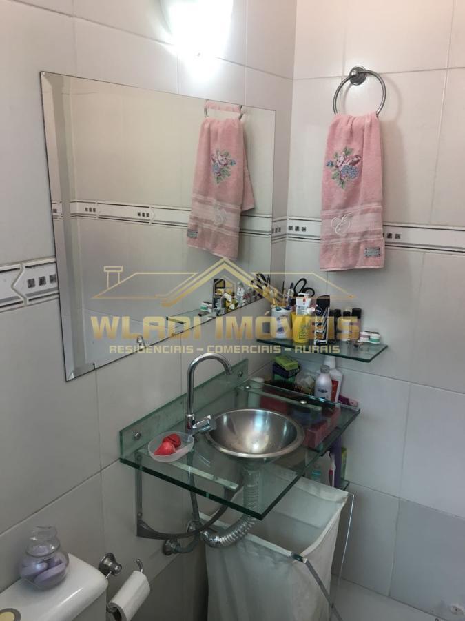 Apartamento à venda com 3 quartos, 177m² - Foto 29