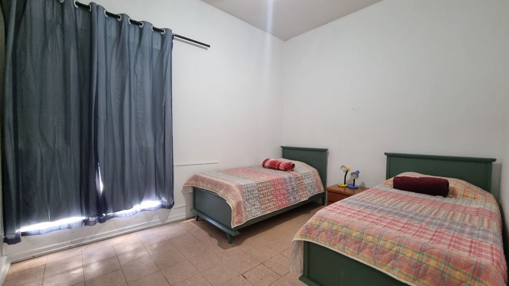 Apartamento à venda com 3 quartos, 198m² - Foto 11