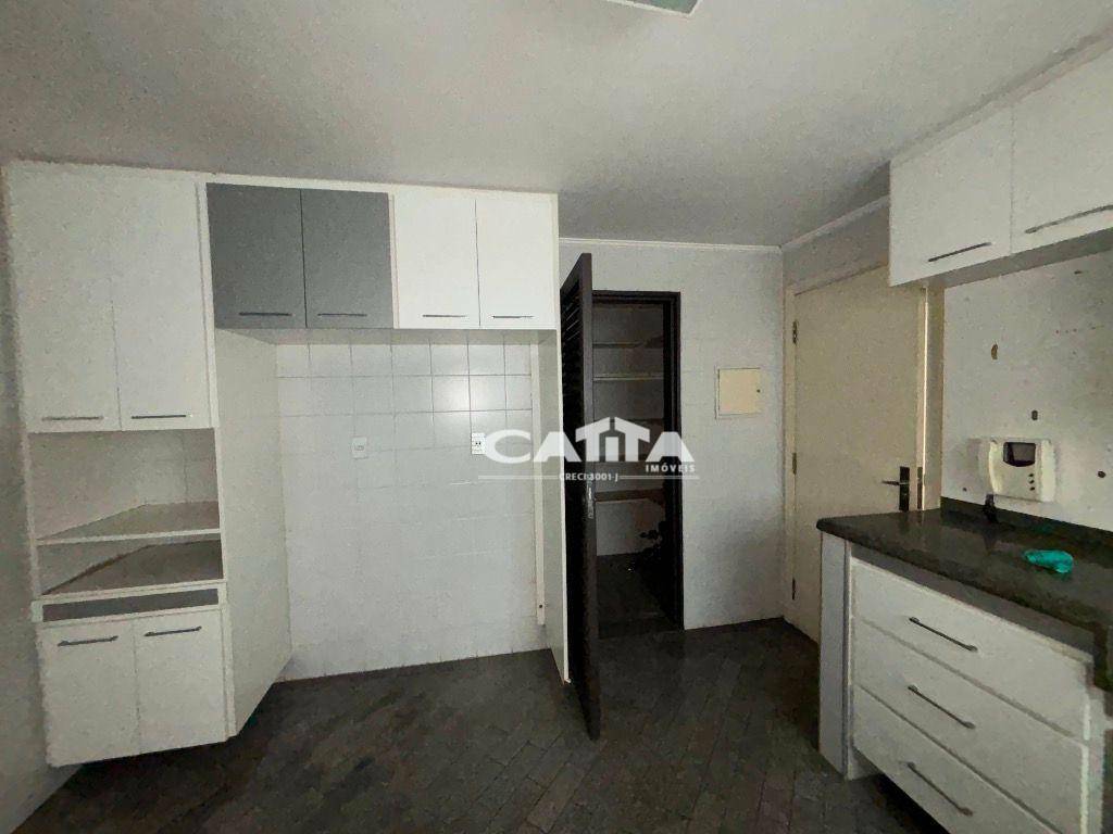 Sobrado para alugar com 3 quartos, 400m² - Foto 11