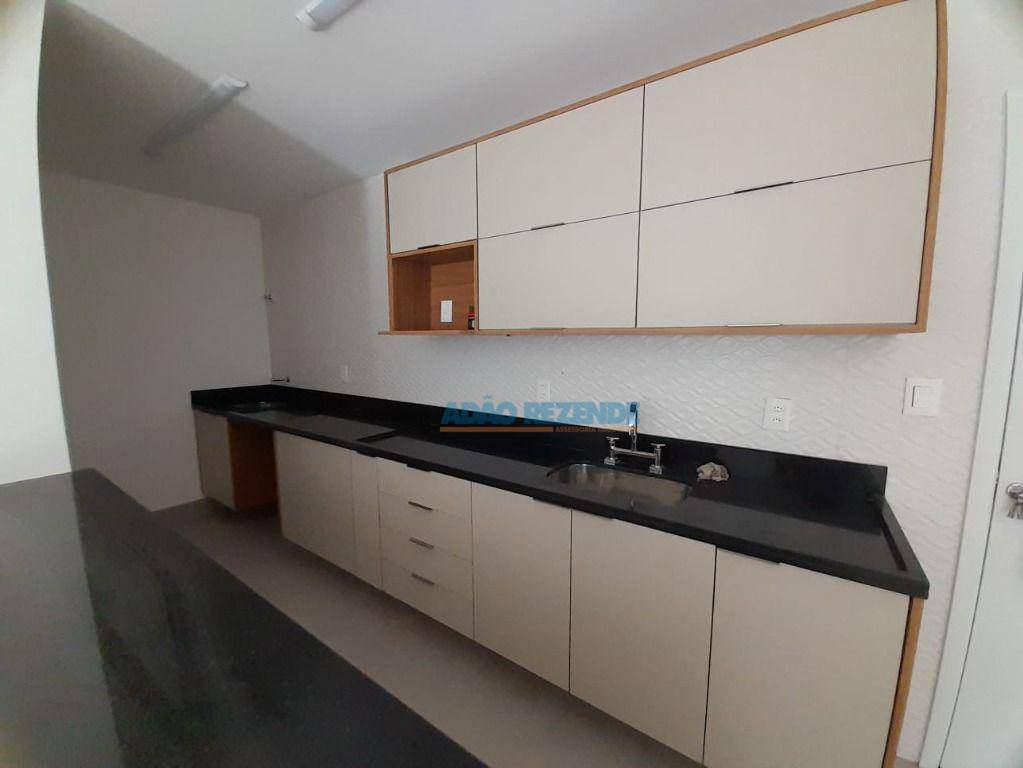 Apartamento à venda com 2 quartos, 67m² - Foto 9