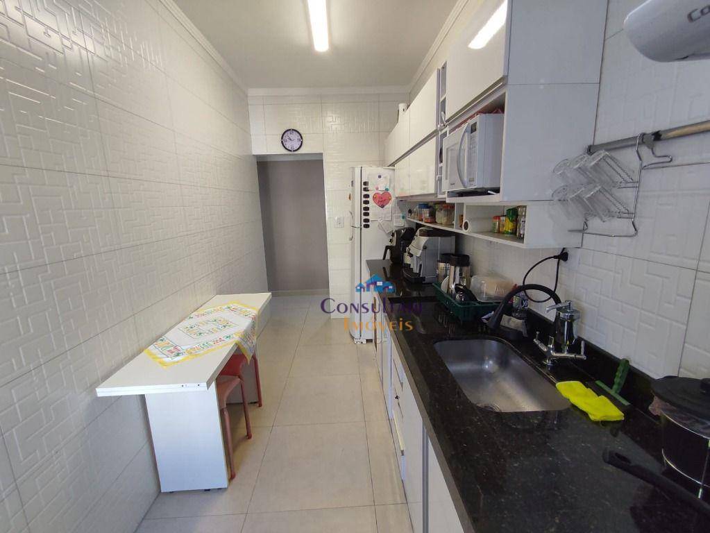 Apartamento à venda com 2 quartos, 80m² - Foto 17