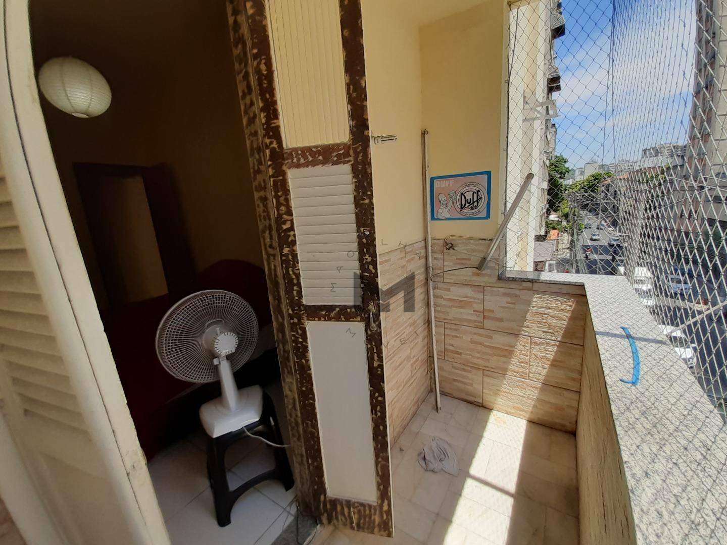 Apartamento à venda com 2 quartos, 60m² - Foto 15