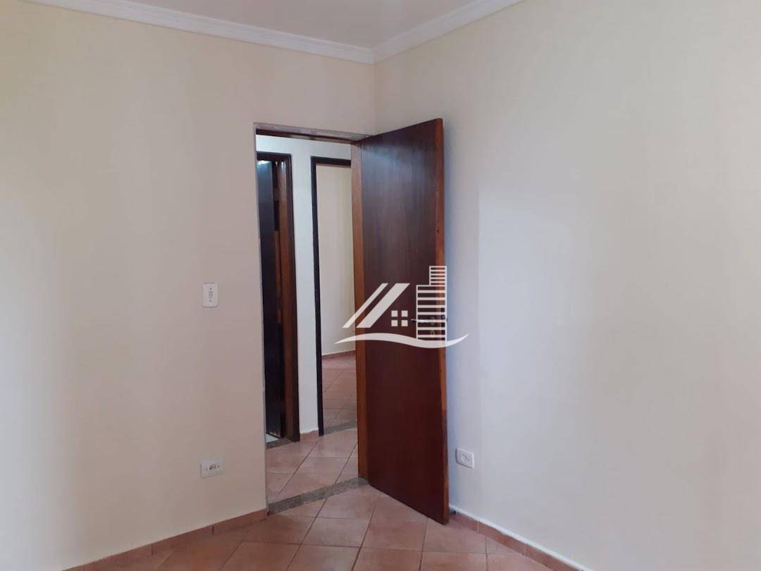 Apartamento à venda com 3 quartos, 69m² - Foto 4