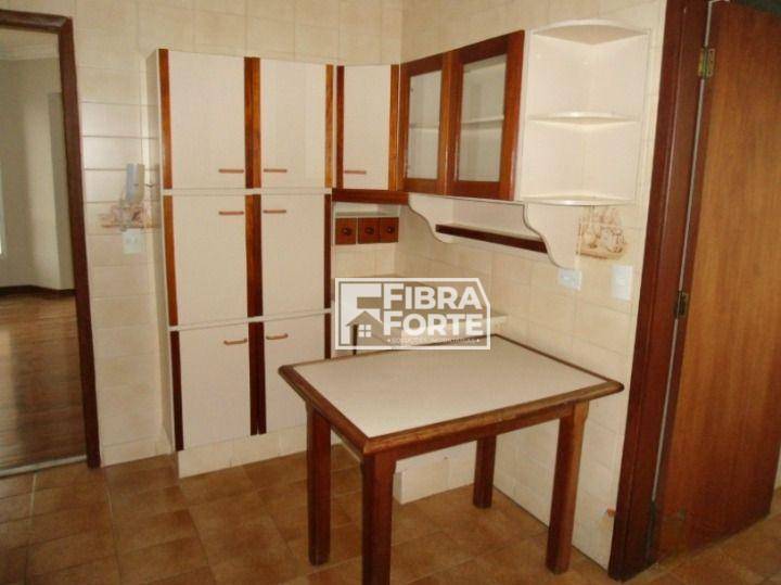 Apartamento à venda com 3 quartos, 127m² - Foto 9