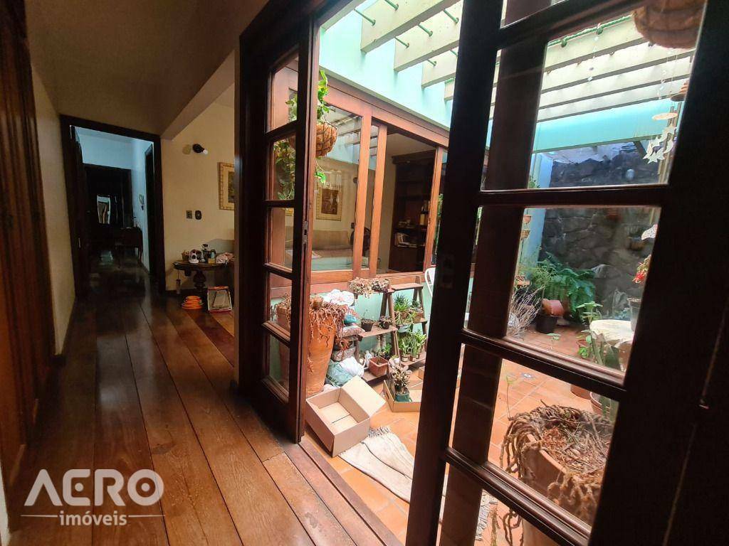 Casa, 4 quartos, 418 m² - Foto 28