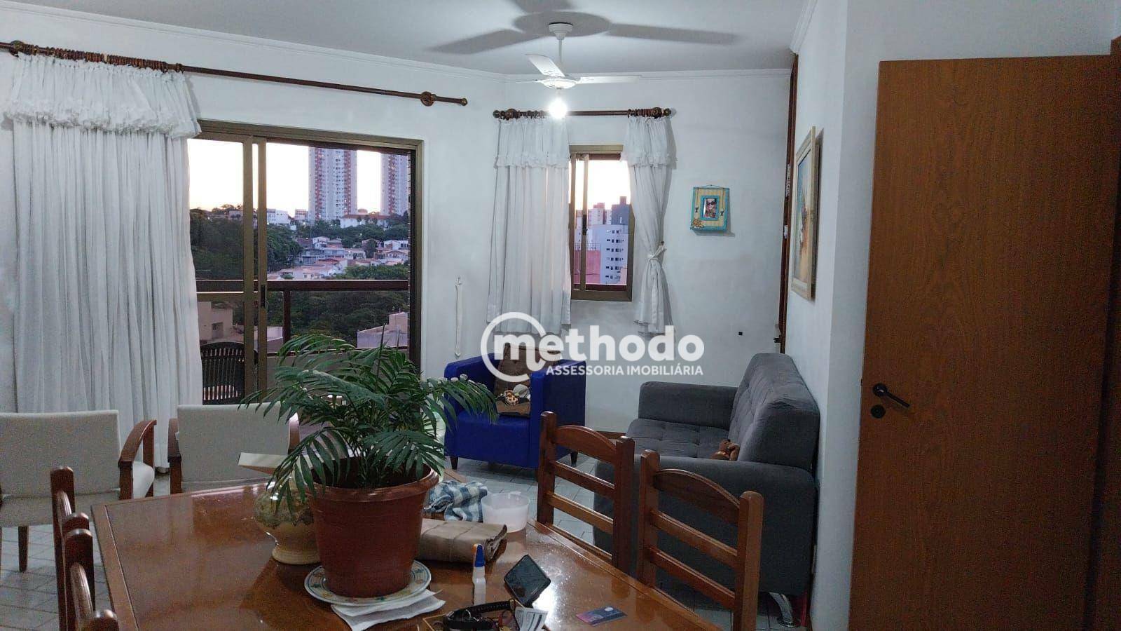 Apartamento à venda com 3 quartos, 96m² - Foto 2