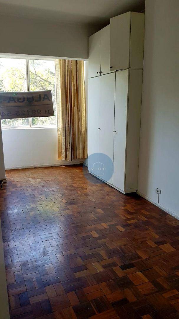 Apartamento para alugar com 3 quartos, 140m² - Foto 7