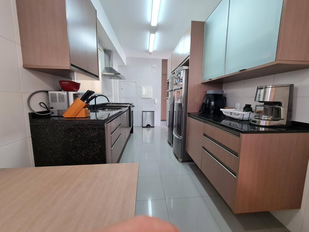 Apartamento à venda com 3 quartos, 178m² - Foto 16