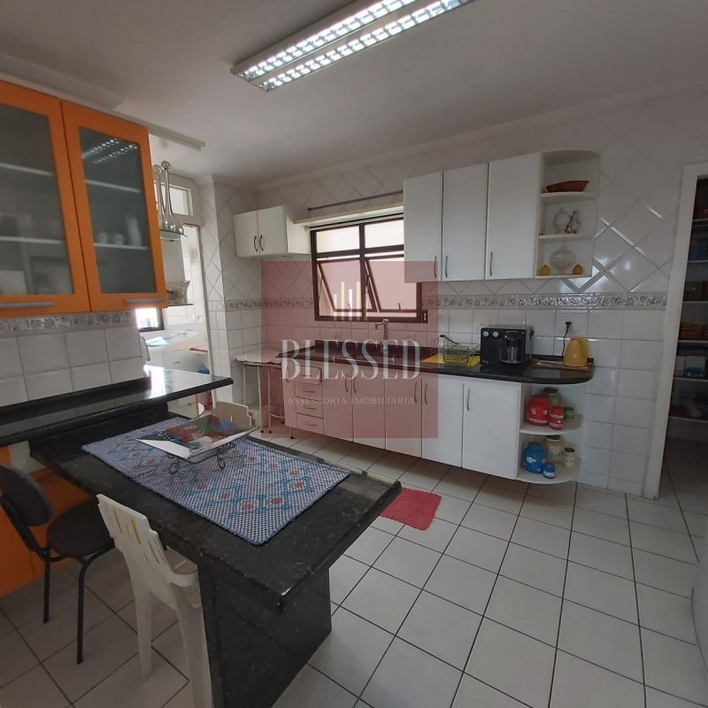 Apartamento à venda com 4 quartos, 126m² - Foto 10