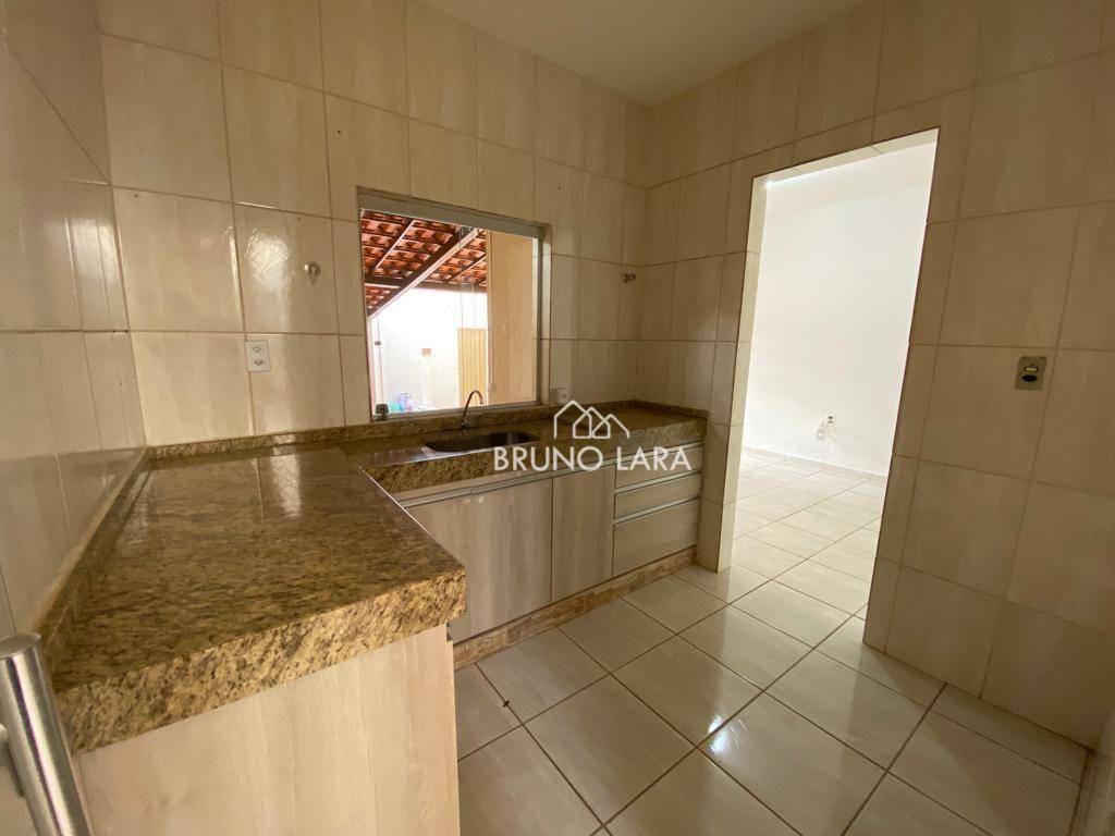 Casa à venda com 2 quartos, 60m² - Foto 12