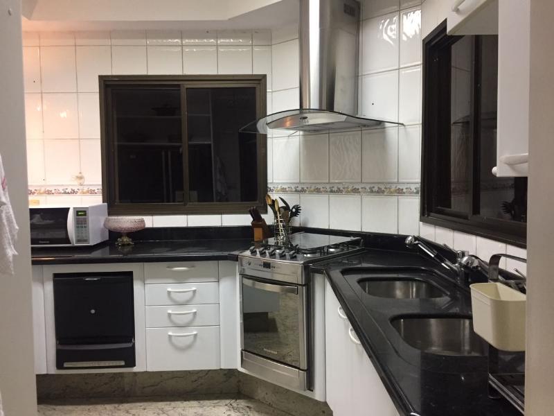 Apartamento à venda com 4 quartos, 250m² - Foto 21