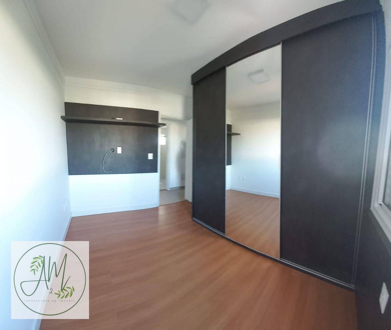 Apartamento à venda com 3 quartos, 97m² - Foto 7