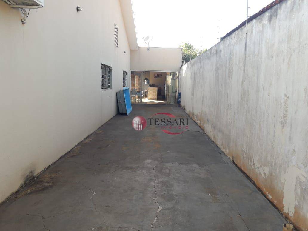 Casa à venda com 3 quartos, 164m² - Foto 22