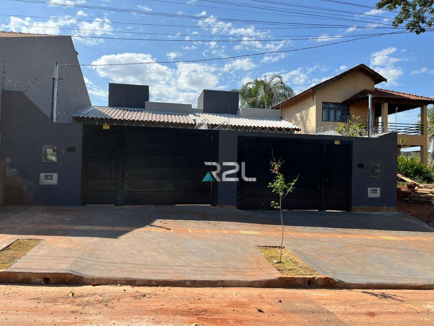 Casa à venda com 2 quartos, 70m² - Foto 14