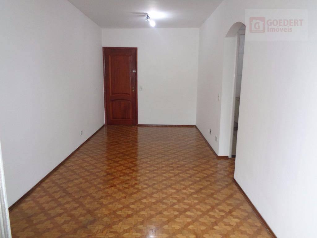 Apartamento à venda com 2 quartos, 68m² - Foto 8