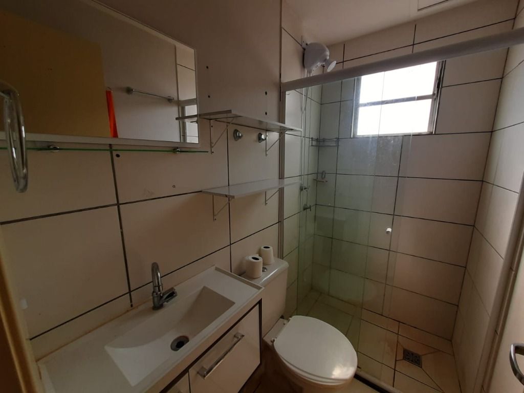 Apartamento para alugar com 2 quartos, 60m² - Foto 7