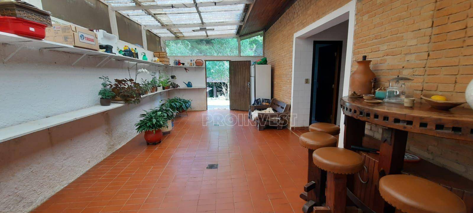 Casa à venda com 3 quartos, 262m² - Foto 20