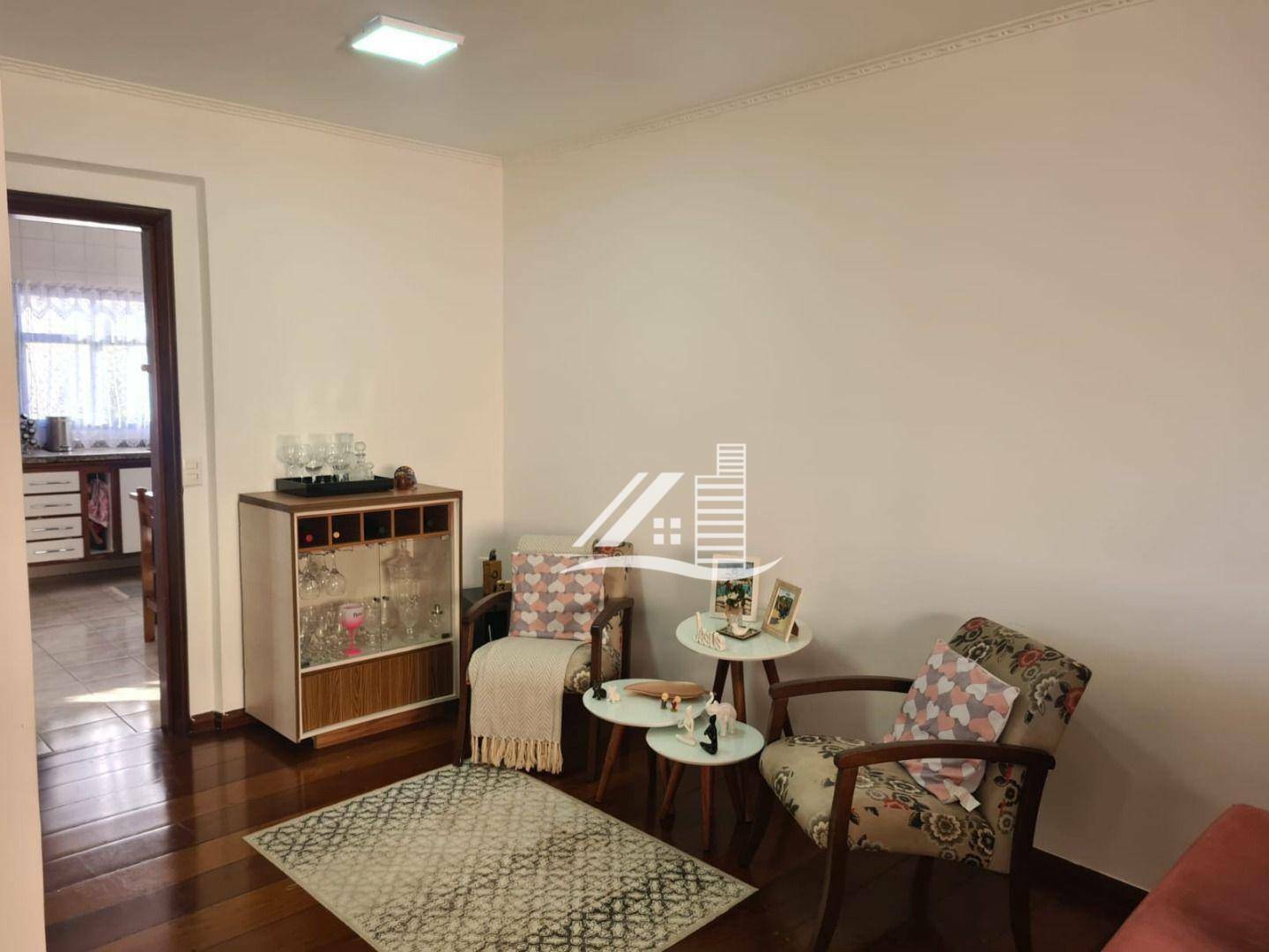 Apartamento à venda com 3 quartos, 135m² - Foto 9