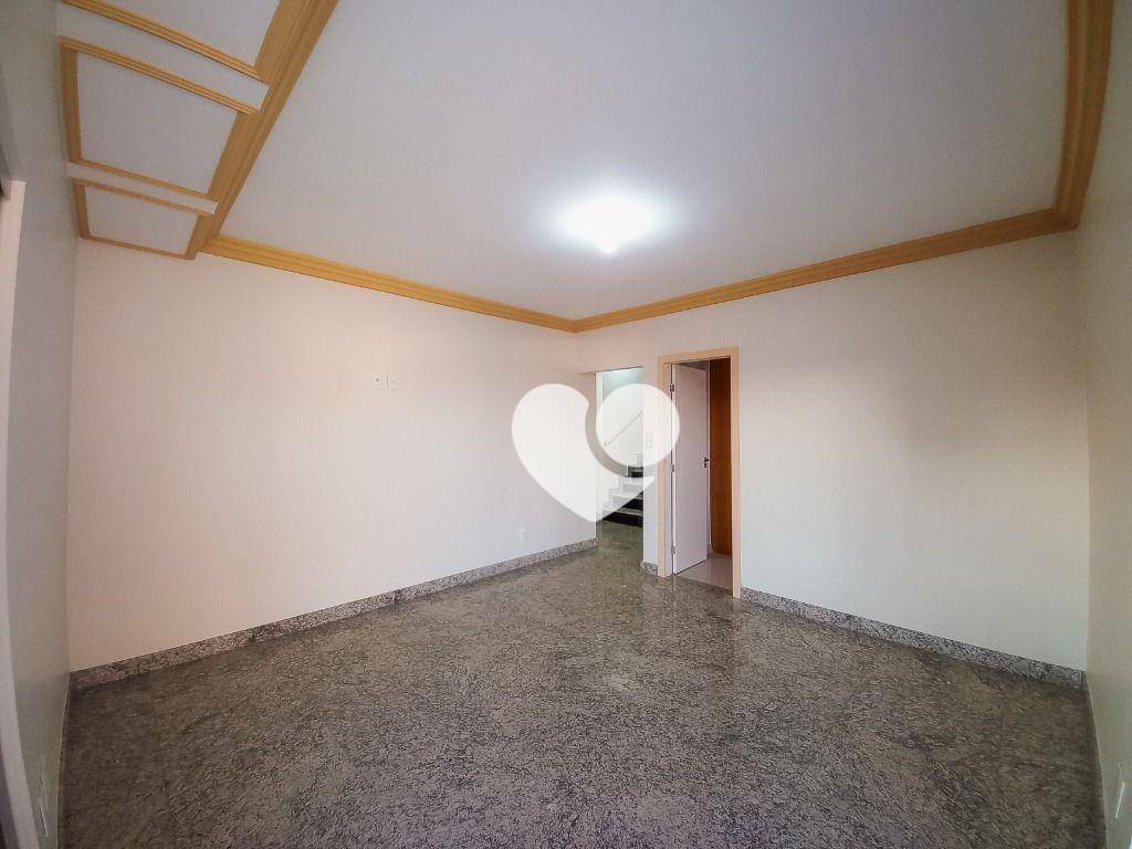 Apartamento à venda com 5 quartos, 203m² - Foto 28