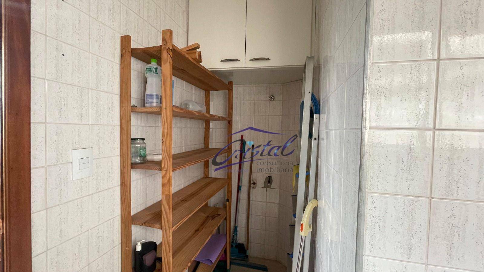 Apartamento à venda com 2 quartos, 70m² - Foto 5