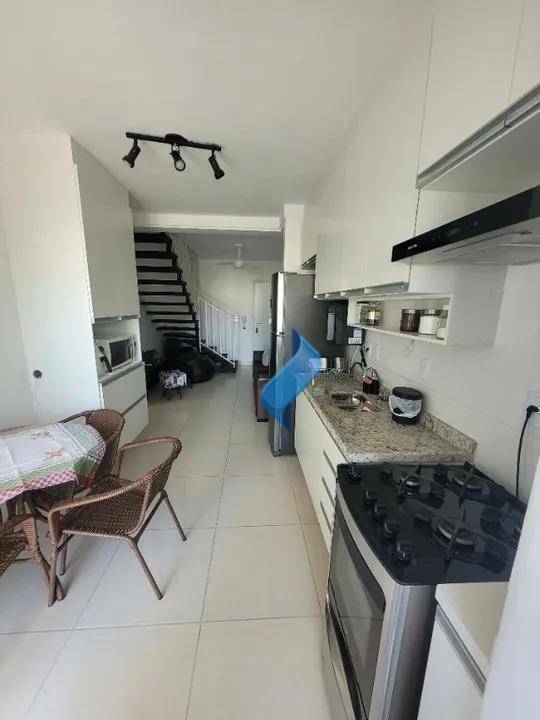 Apartamento à venda com 2 quartos, 104m² - Foto 2