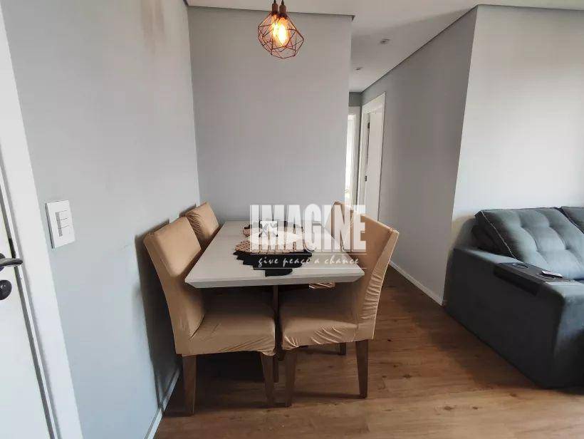 Apartamento à venda com 2 quartos, 40m² - Foto 2