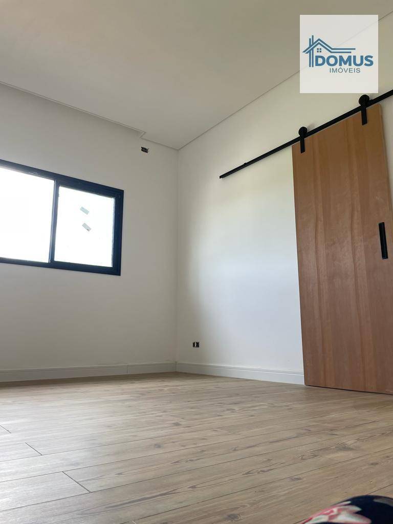 Sobrado à venda com 5 quartos, 355m² - Foto 27