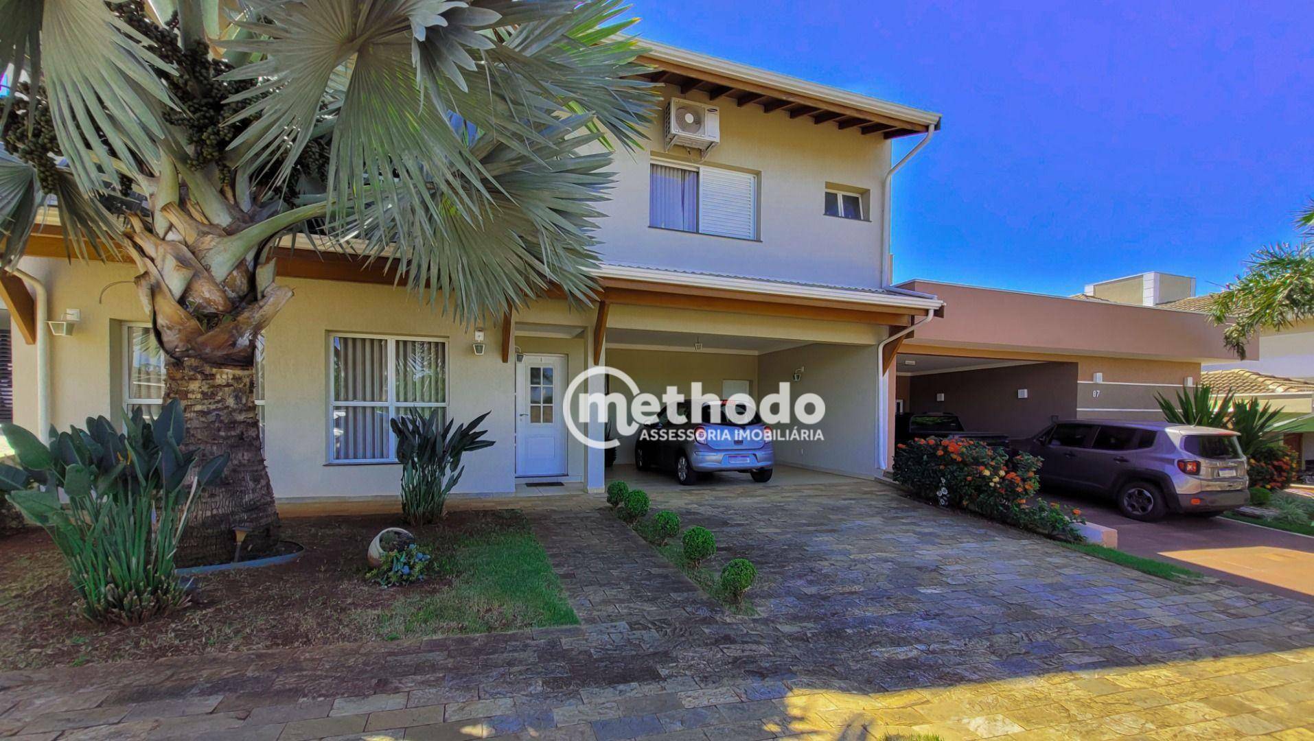 Casa de Condomínio à venda com 4 quartos, 250m² - Foto 2