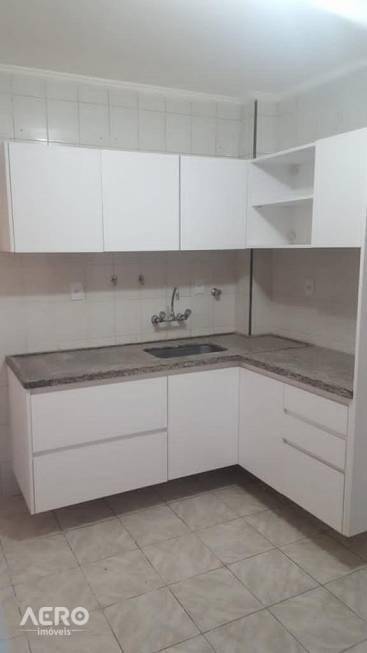 Apartamento à venda com 3 quartos, 120m² - Foto 16