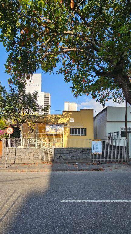 Casa, 4 quartos, 137 m² - Foto 1