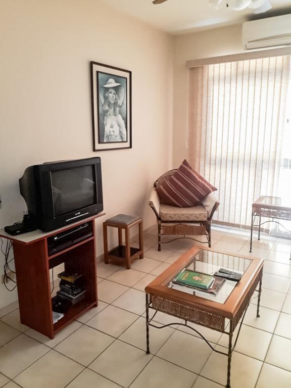 Apartamento à venda com 4 quartos, 136m² - Foto 1