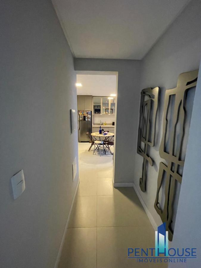 Apartamento à venda com 2 quartos, 64m² - Foto 6