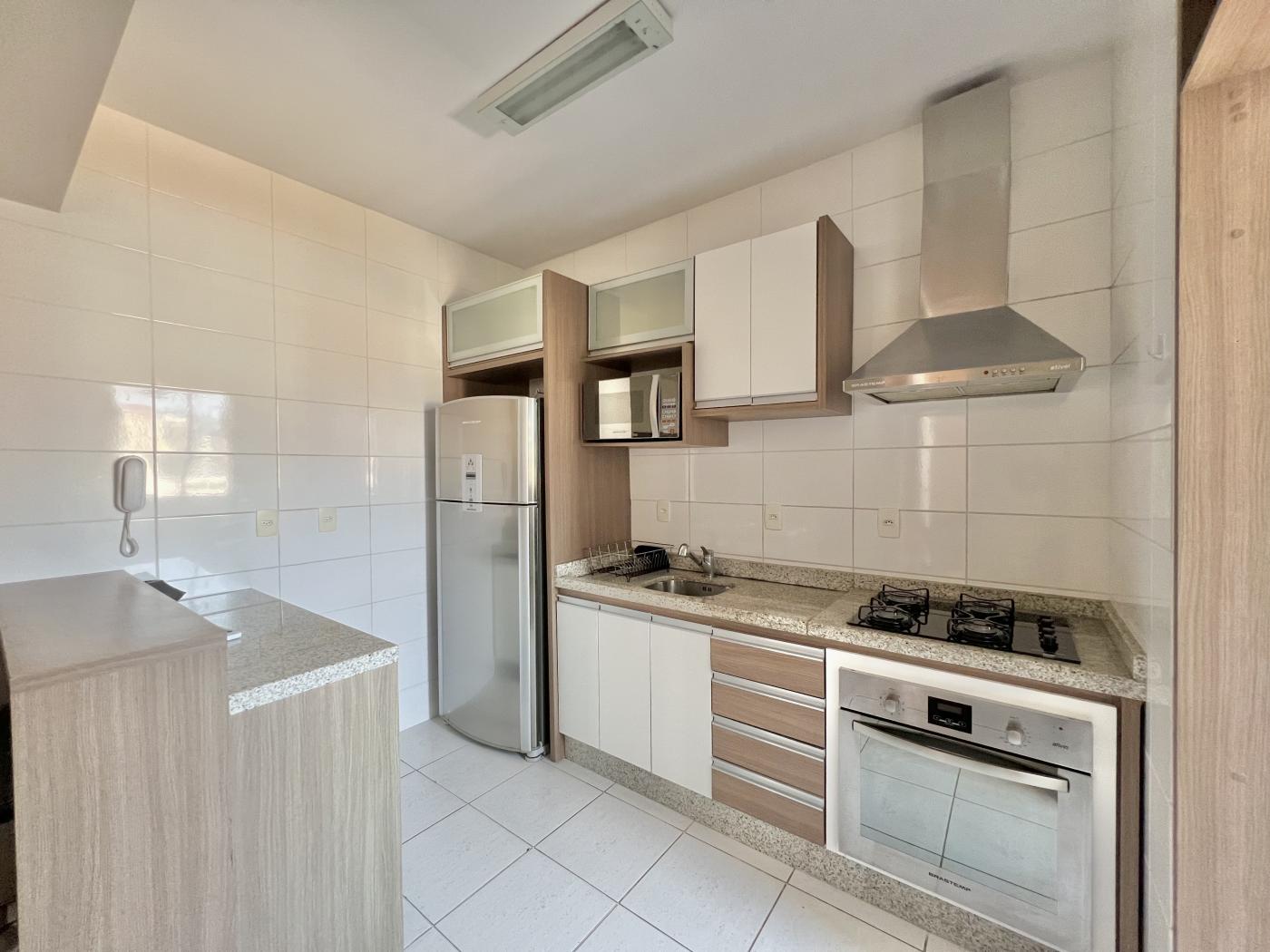 Apartamento para alugar com 2 quartos, 58m² - Foto 7