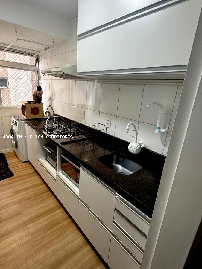 Apartamento à venda com 2 quartos, 61m² - Foto 6