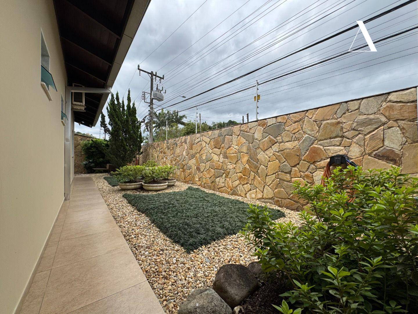 Casa, 4 quartos, 275 m² - Foto 3