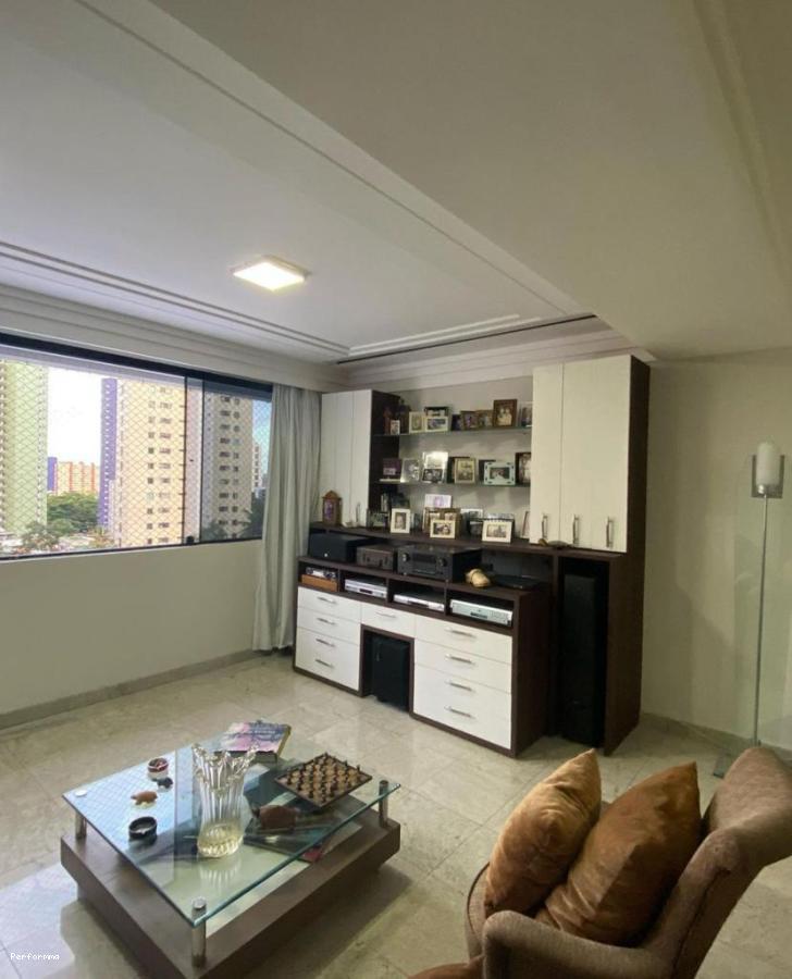 Apartamento à venda com 4 quartos, 298m² - Foto 9