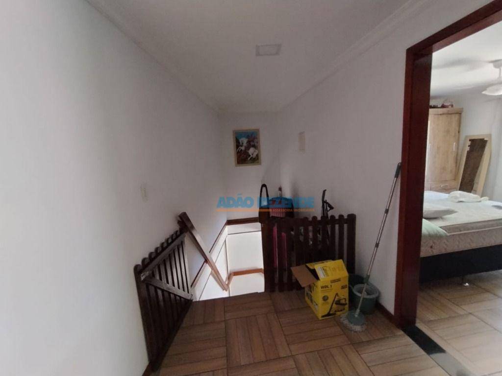 Casa à venda com 4 quartos, 221m² - Foto 52