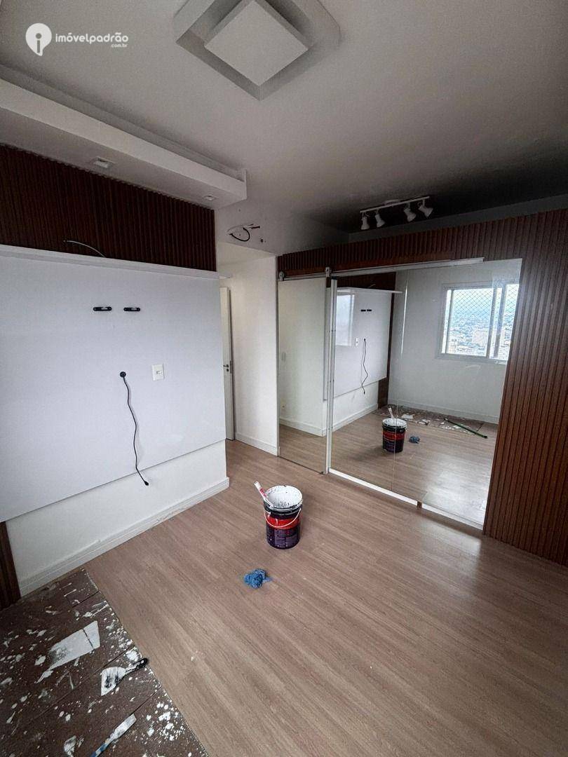 Apartamento para alugar com 3 quartos, 102m² - Foto 10