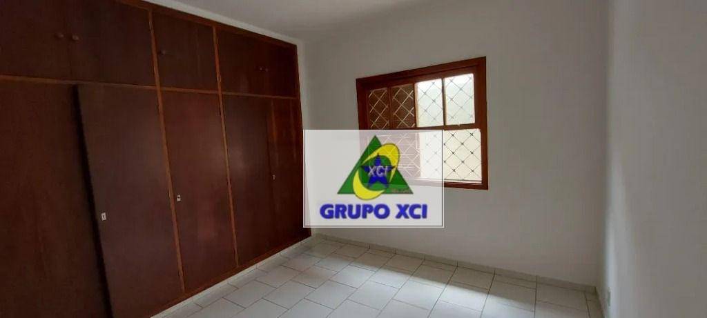 Casa para alugar com 3 quartos, 133m² - Foto 12