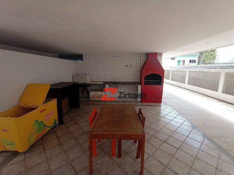 Apartamento para alugar com 2 quartos, 84m² - Foto 28