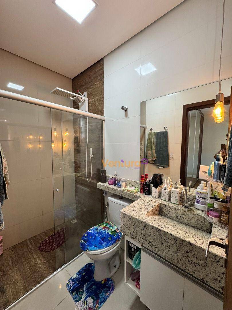 Casa, 4 quartos, 220 m² - Foto 15