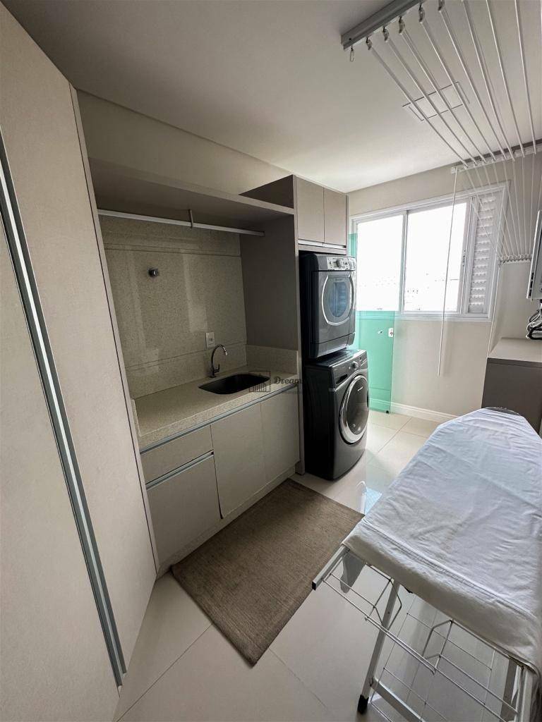 Apartamento à venda com 4 quartos, 281m² - Foto 26