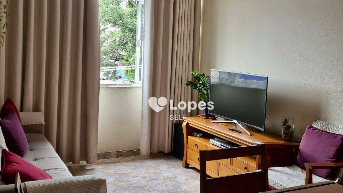 Apartamento à venda com 2 quartos, 60m² - Foto 1