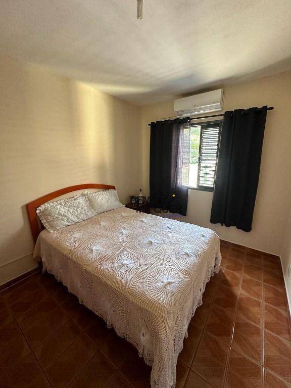 Casa à venda com 3 quartos, 100m² - Foto 11