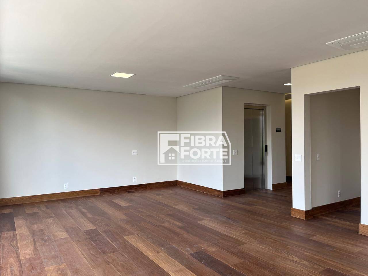 Apartamento à venda com 3 quartos, 257m² - Foto 19